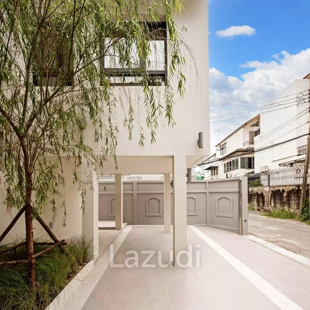 3 Bed 350 SQ.M House In Soi Pridi Banomyong 14