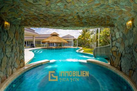 Woodlands: Luxury 7 Bedroom Pool Villa for Sale