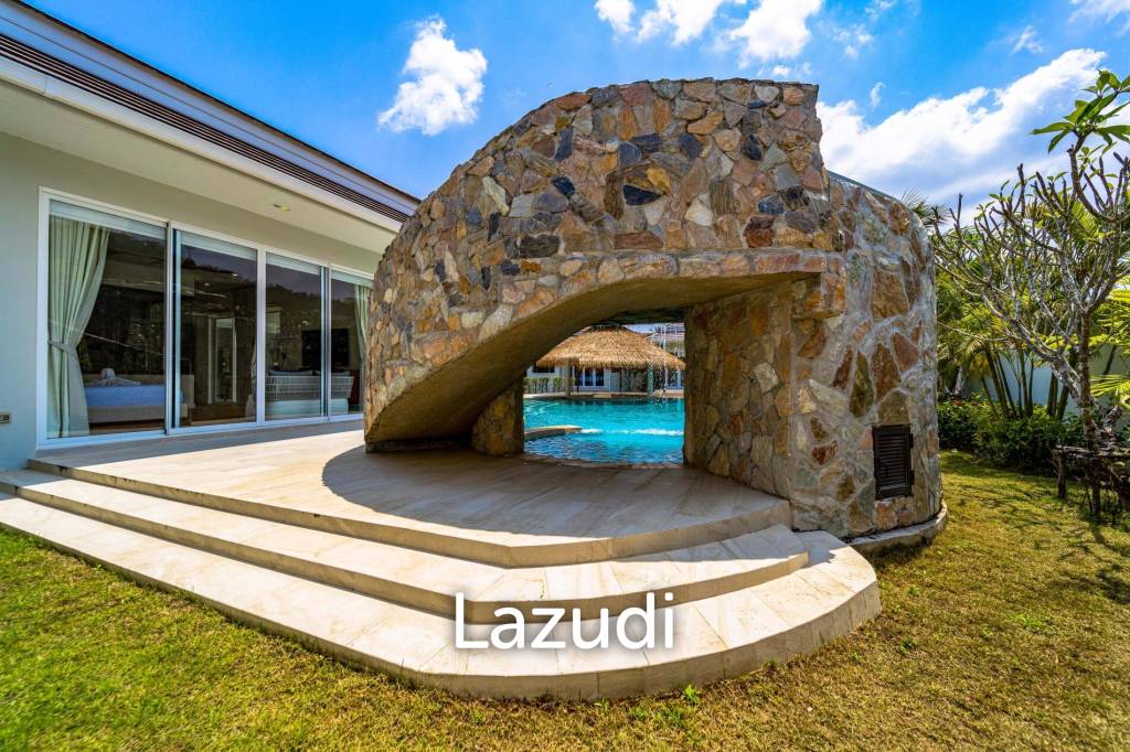 Woodlands: Luxury 7 Bedroom Pool Villa for Sale