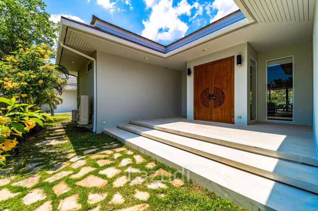 Woodlands: Luxury 7 Bedroom Pool Villa for Sale