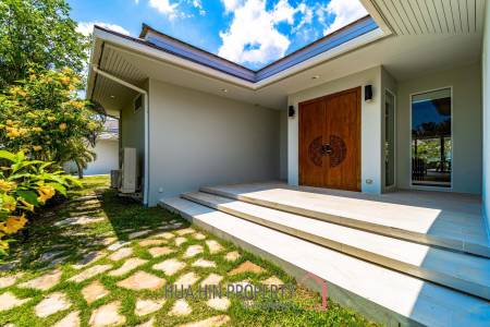 Woodlands: Luxury 7 Bedroom Pool Villa for Sale