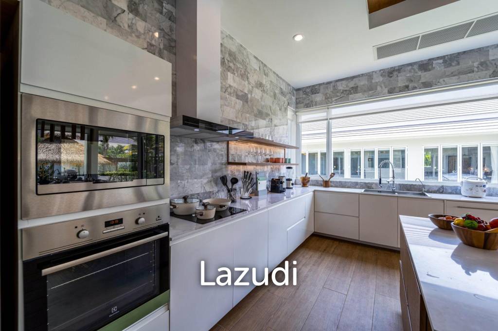 Woodlands: Luxury 7 Bedroom Pool Villa for Sale