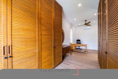 Woodlands: Luxury 7 Bedroom Pool Villa for Sale