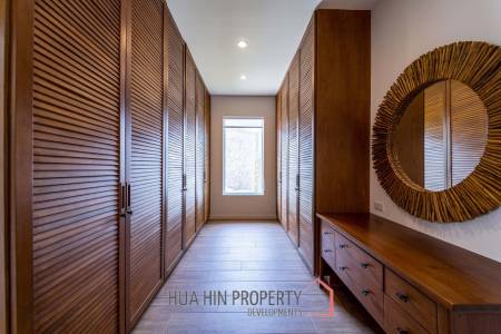Woodlands: Luxury 7 Bedroom Pool Villa for Sale