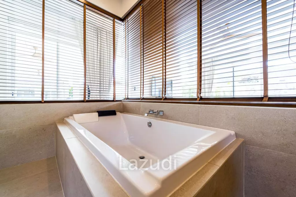 Woodlands: Luxury 7 Bedroom Pool Villa for Sale