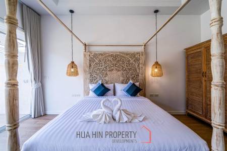 Woodlands: Luxury 7 Bedroom Pool Villa for Sale