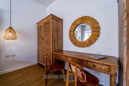 Woodlands: Luxury 7 Bedroom Pool Villa for Sale