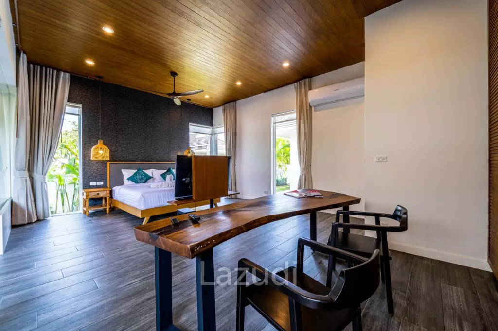 Woodlands: Luxury 7 Bedroom Pool Villa for Sale