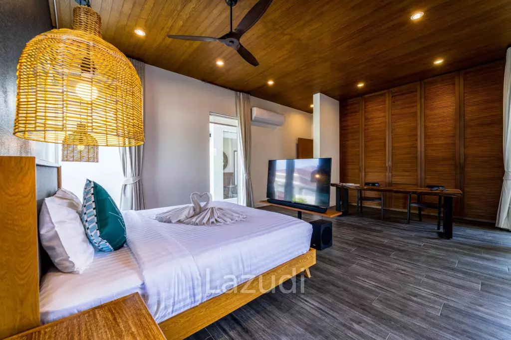 Woodlands: Luxury 7 Bedroom Pool Villa for Sale