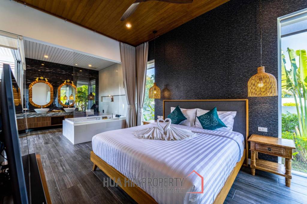 Woodlands: Luxury 7 Bedroom Pool Villa for Sale
