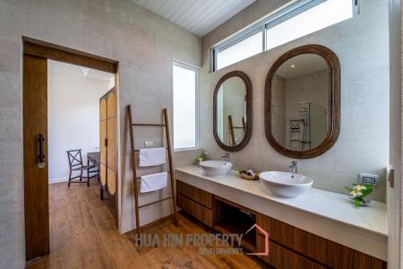Woodlands: Luxury 7 Bedroom Pool Villa for Sale