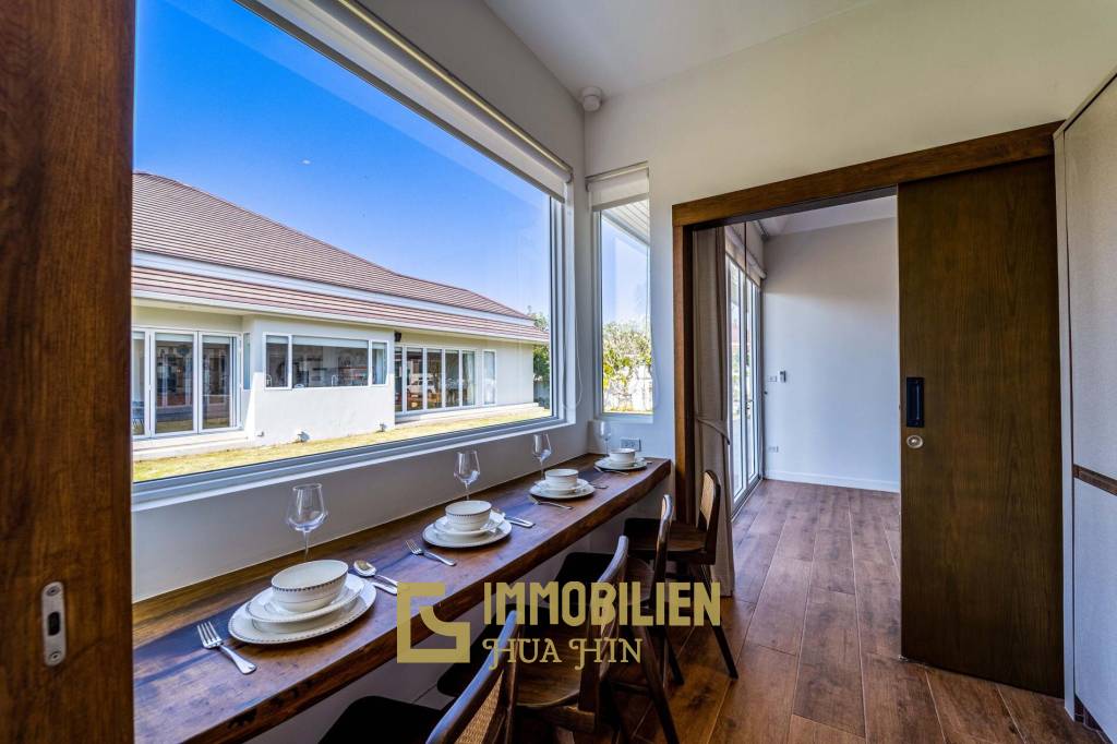 1,600 qm 7 Bett 7 Bad Villa Für Verkauf