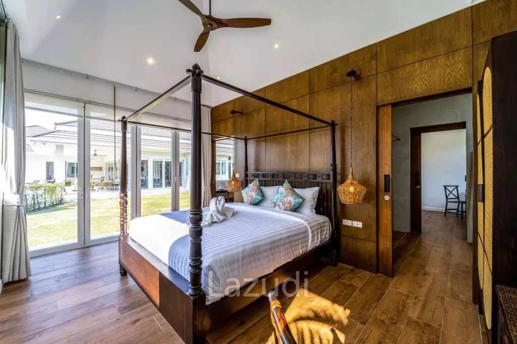 Woodlands: Luxury 7 Bedroom Pool Villa for Sale