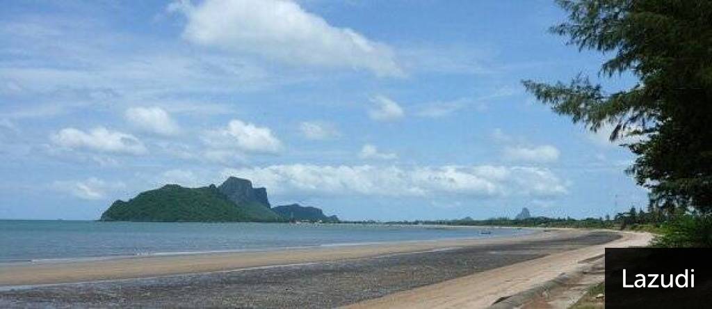 8 Rai of amazing Beachfront Land in Prachuap Khiri Khan (FINANCING POSSIBLE)