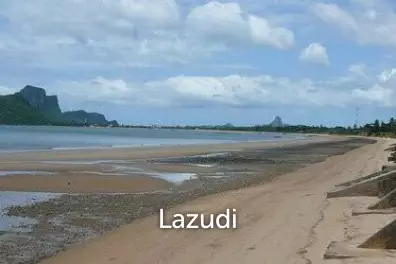8 Rai of amazing Beachfront Land in Prachuap Khiri Khan (FINANCING POSSIBLE)