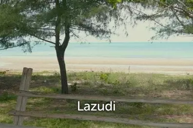 8 Rai of amazing Beachfront Land in Prachuap Khiri Khan (FINANCING POSSIBLE)