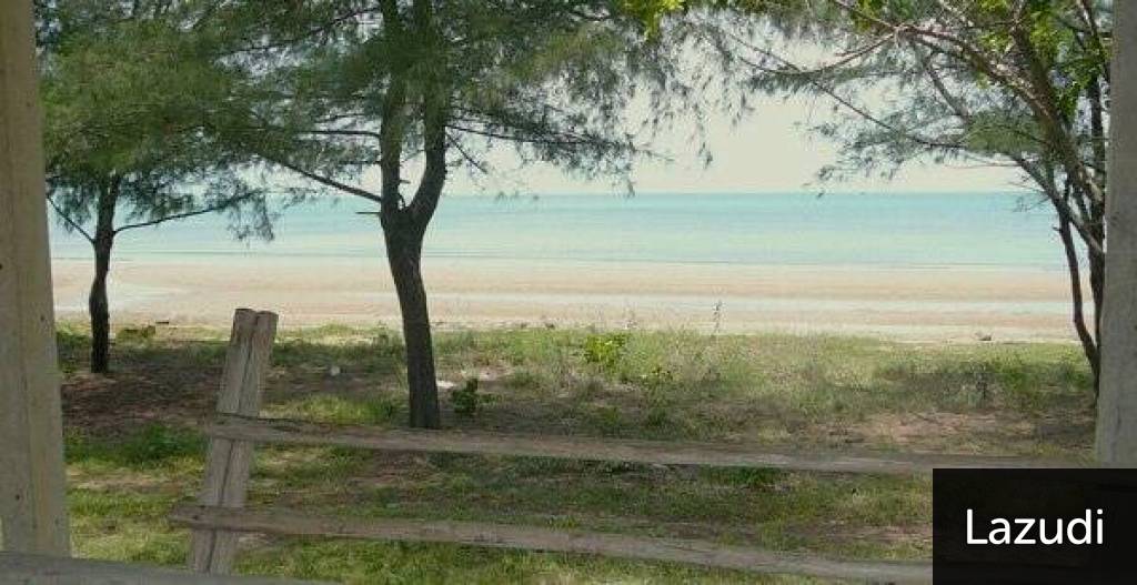 8 Rai of amazing Beachfront Land in Prachuap Khiri Khan (FINANCING POSSIBLE)