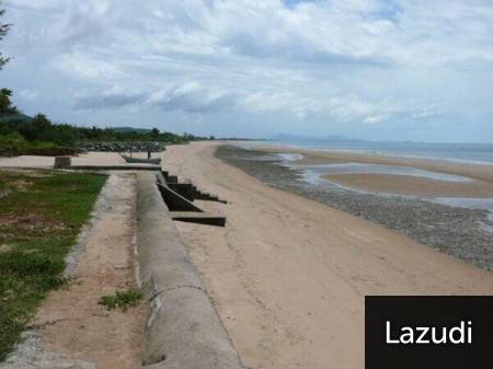 8 Rai of amazing Beachfront Land in Prachuap Khiri Khan (FINANCING POSSIBLE)