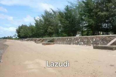 8 Rai of amazing Beachfront Land in Prachuap Khiri Khan (FINANCING POSSIBLE)