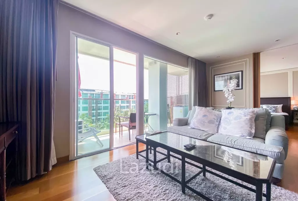 With Pool and Sea Views / 24 Hours Security / Fitness Room