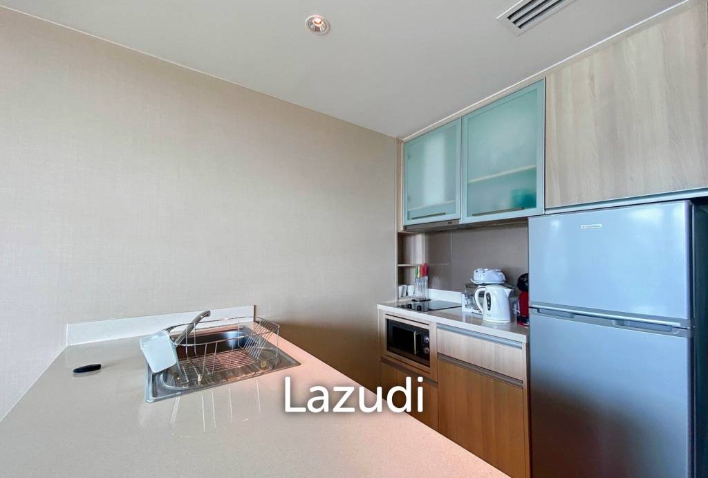 With Pool and Sea Views / 24 Hours Security / Fitness Room