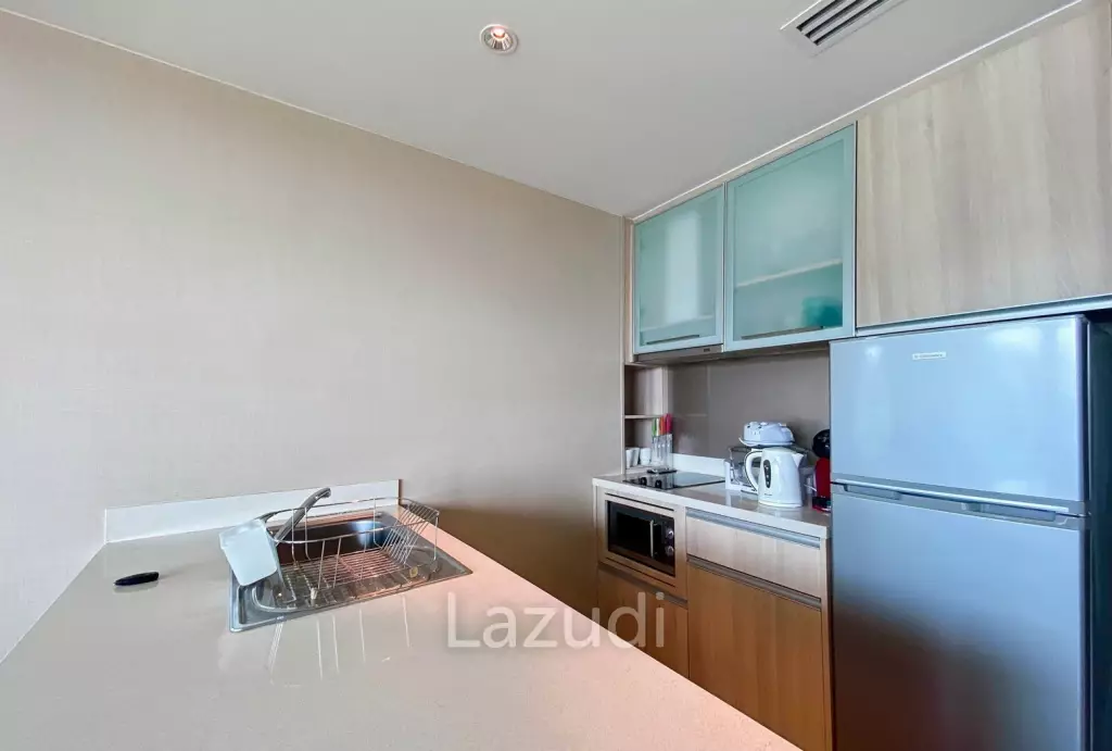 With Pool and Sea Views / 24 Hours Security / Fitness Room