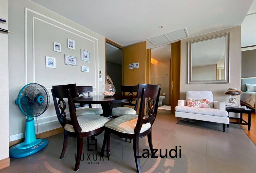 Amari Residences : 2 Bedroom Condo With Pool and Sea Views