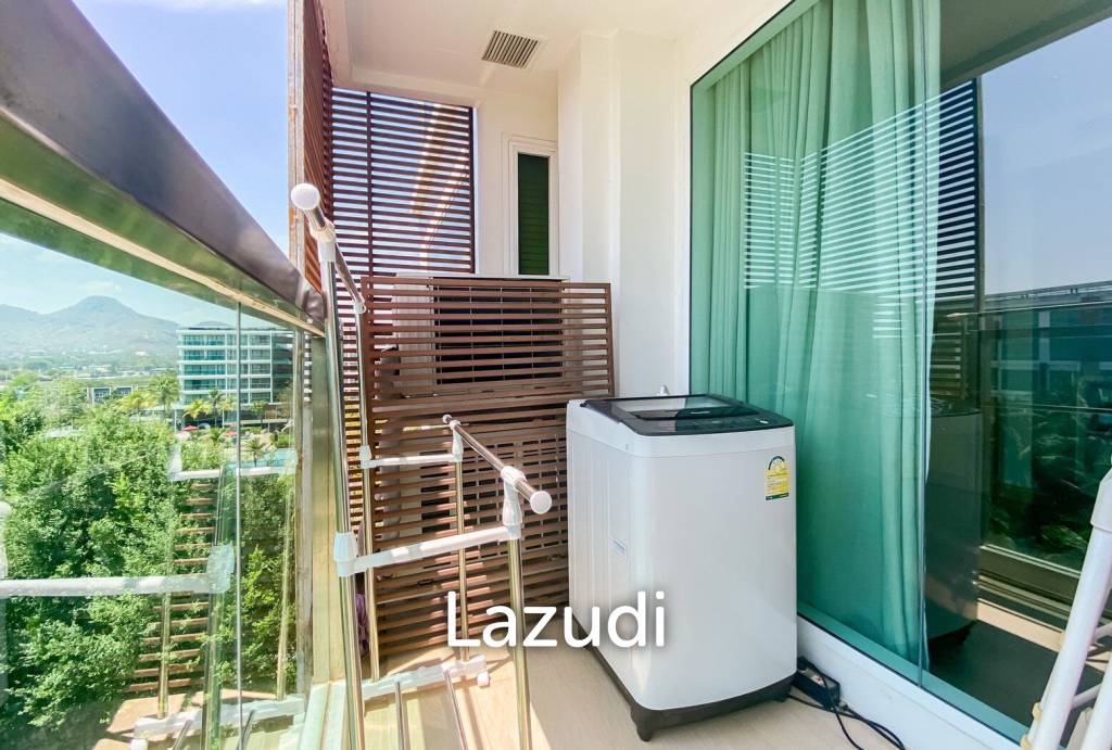With Pool and Sea Views / 24 Hours Security / Fitness Room