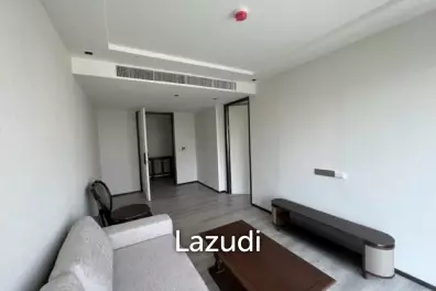 INTERCONTINENTAL RESIDENCES : Luxury 3 Bed Beachfront condo