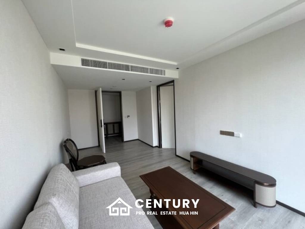 INTERCONTINENTAL RESIDENCES : Luxury 3 Bed Beachfront condo