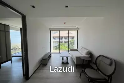 INTERCONTINENTAL RESIDENCES : Luxury 3 Bed Beachfront condo