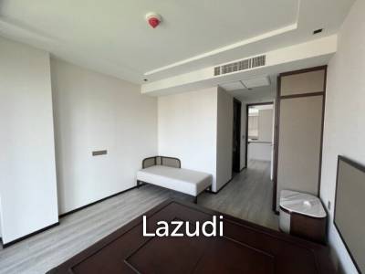 INTERCONTINENTAL RESIDENCES : Luxury 3 Bed Beachfront condo
