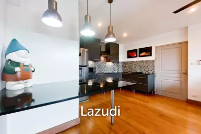 Blue Mountain : 2 Bedroom Sea and Mountain View Condo
