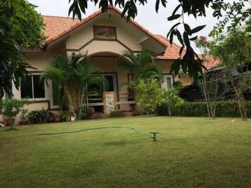 3 Bedrooms 2 Bathroom 100 Sqm. House in Bangsaray..