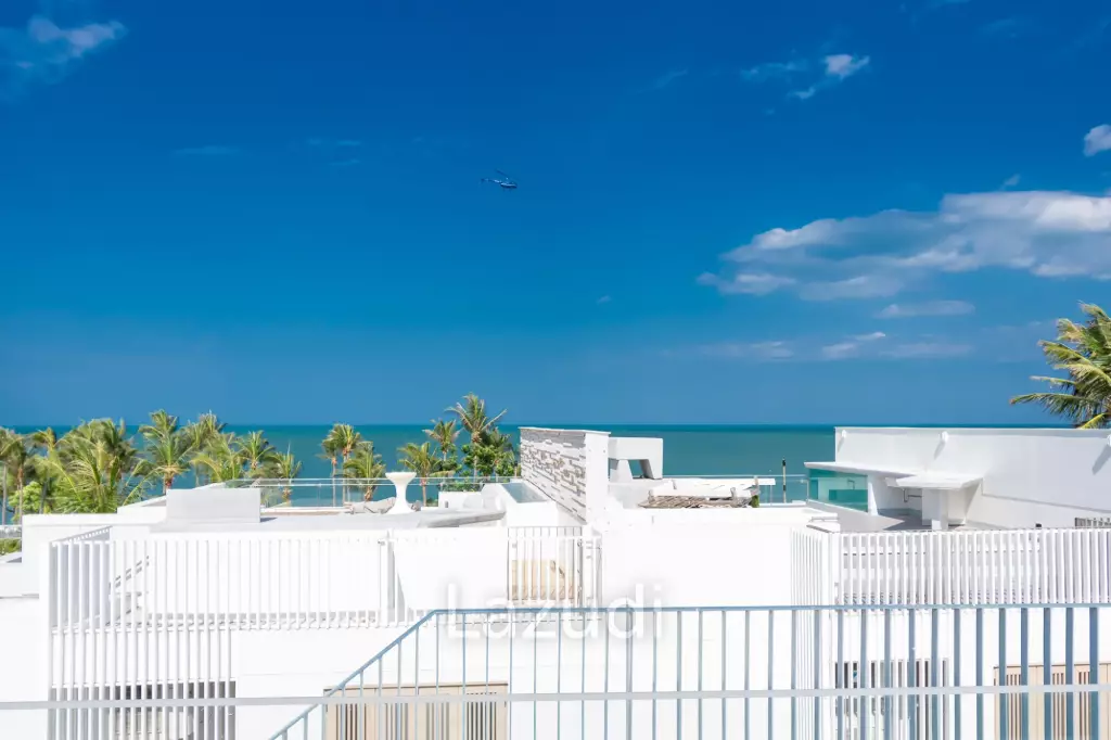 OCAS HUA HIN CONDOMINIUM : 3 bed beach front condo