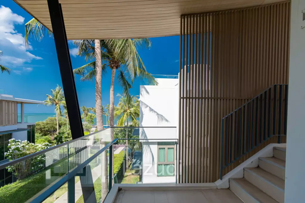 OCAS HUA HIN CONDOMINIUM : 3 bed beach front condo