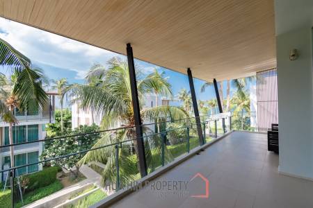 OCAS HUA HIN CONDOMINIUM : 3 bed beach front condo