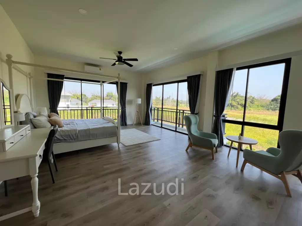 290 sqm modern pool villa in Amity Lakes Hua Hin
