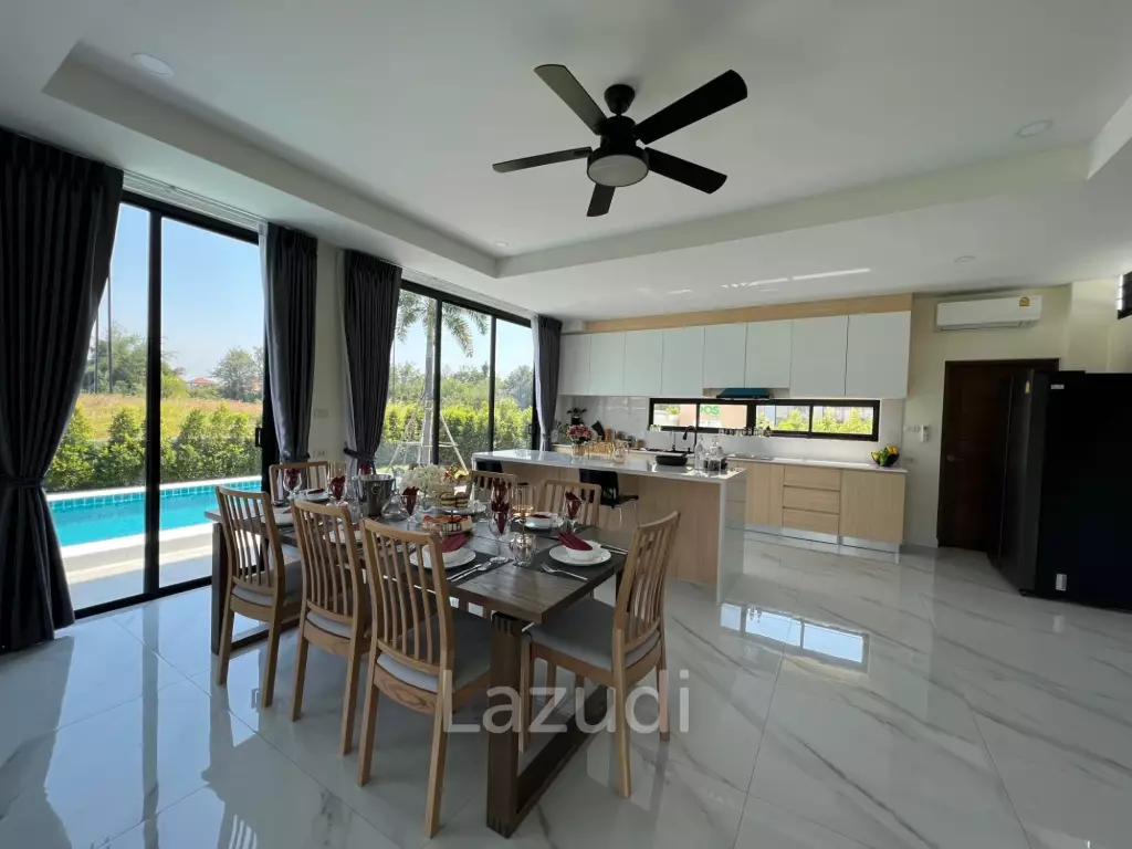 290 sqm modern pool villa in Amity Lakes Hua Hin