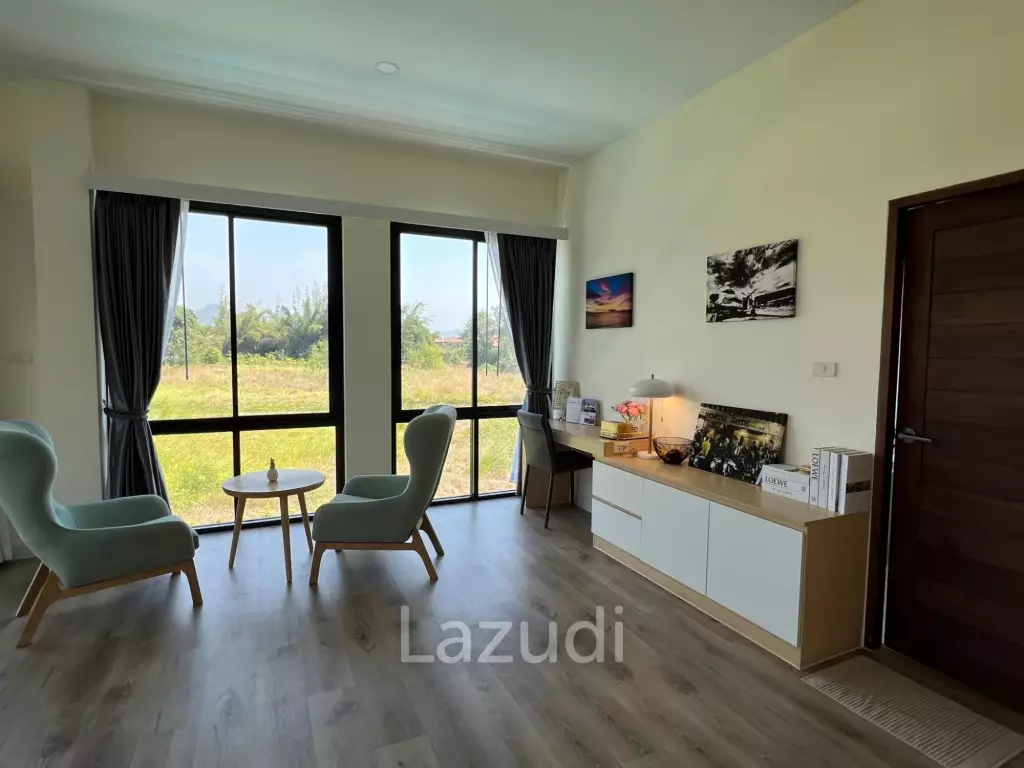 290 sqm modern pool villa in Amity Lakes Hua Hin
