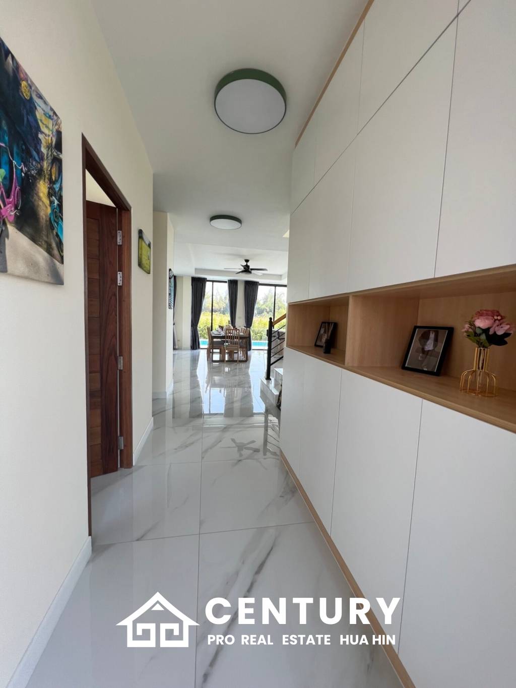 290 sqm modern pool villa in Amity Lakes Hua Hin