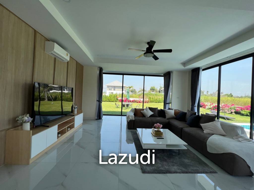 290 sqm modern pool villa in Amity Lakes Hua Hin