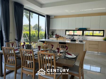 290 sqm modern pool villa in Amity Lakes Hua Hin