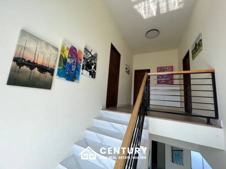 290 sqm modern pool villa in Amity Lakes Hua Hin