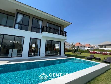 290 sqm modern pool villa in Amity Lakes Hua Hin