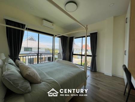 290 sqm modern pool villa in Amity Lakes Hua Hin