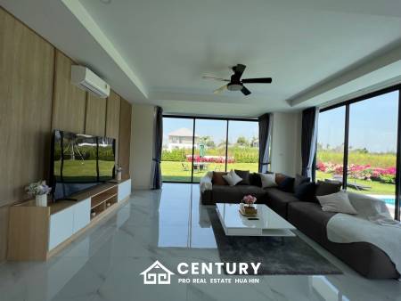 290 sqm modern pool villa in Amity Lakes Hua Hin
