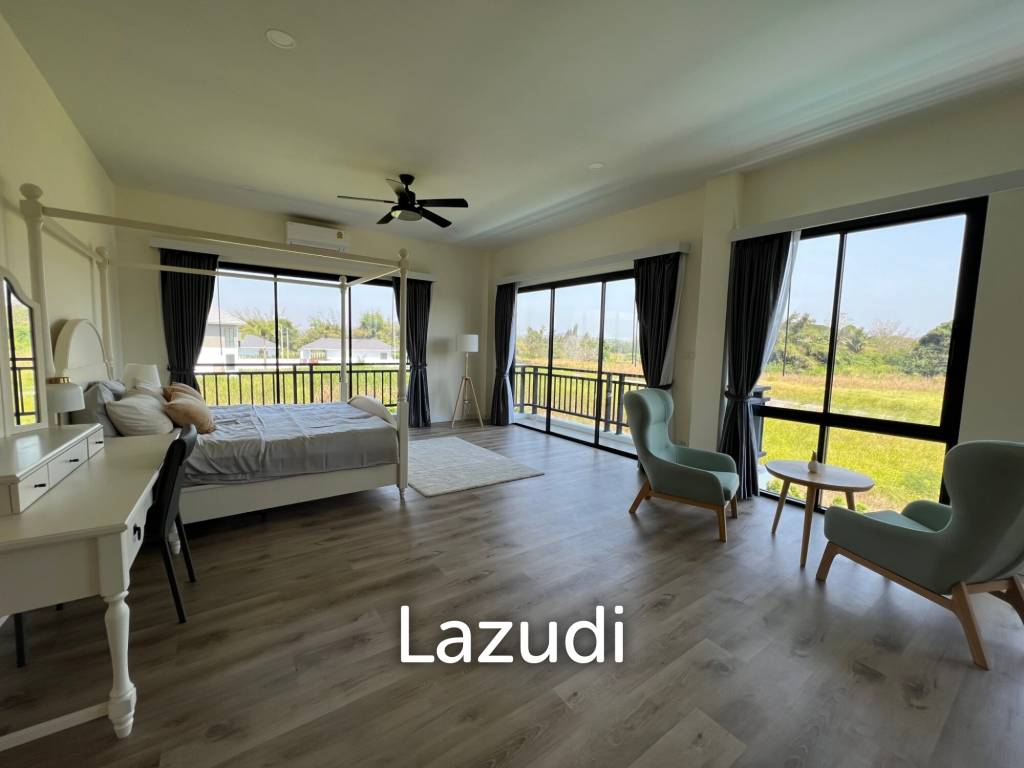 290 sqm modern pool villa in Amity Lakes Hua Hin