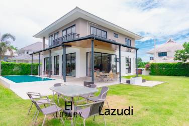 290 sqm modern pool villa in Amity Lakes Hua Hin