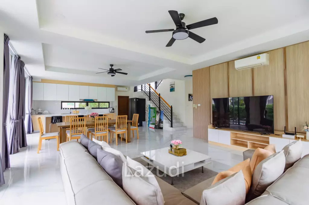 290 sqm modern pool villa in Amity Lakes Hua Hin